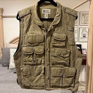 Trail Design Hunting Fishing Sport Vest Size Medium